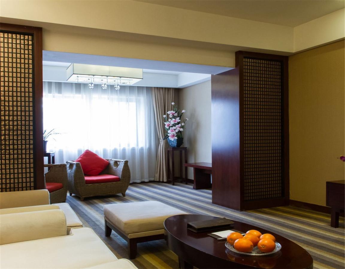 Beijing Dragon Spring Hotel Экстерьер фото